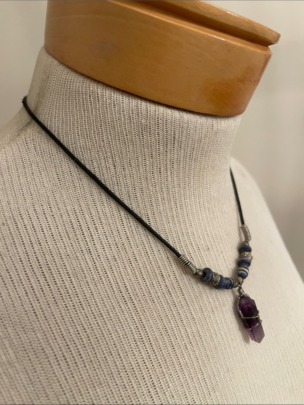 Vintage 1990’s Style Wire Wrapped Amethyst Crystal Black Cord Necklace - Picture 10 of 15